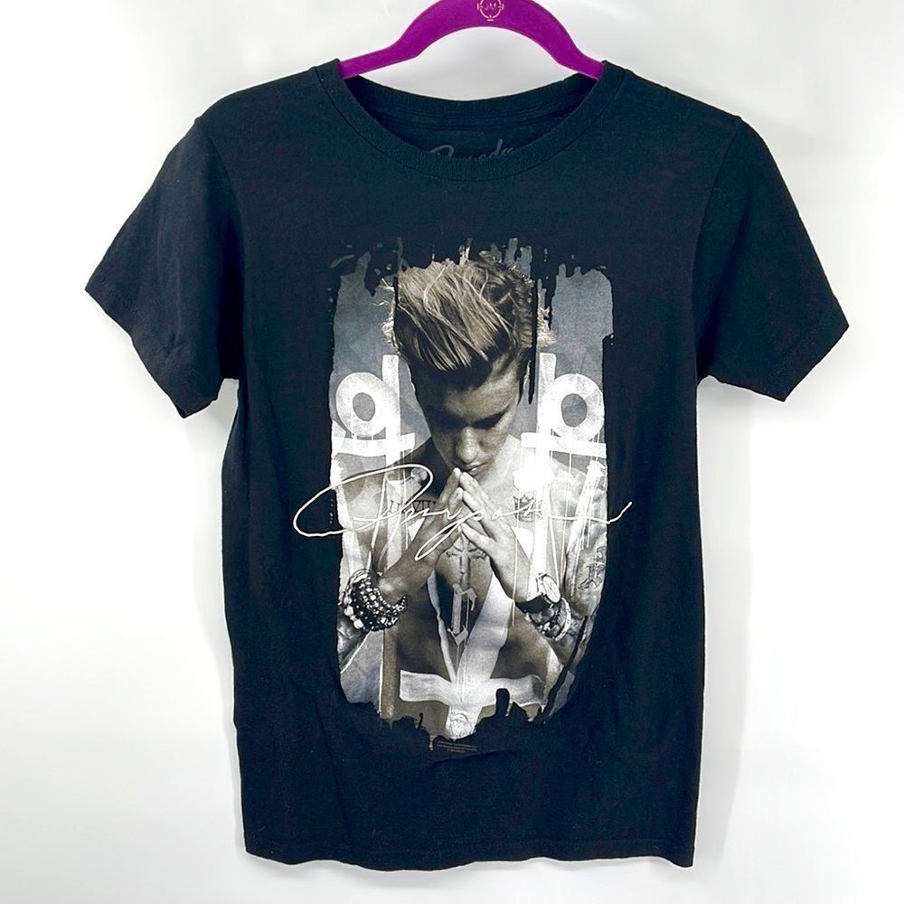 Justin Bieber 2015 Purpose album tour t tee shirt on black short sleeves EUC - Picture 2 of 8